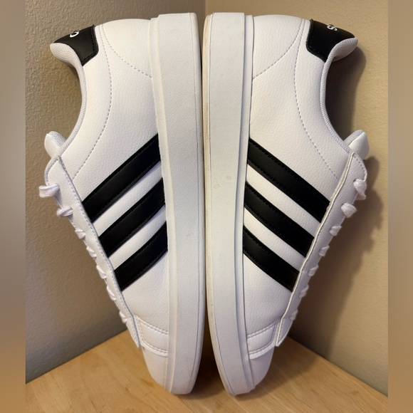 Adidas White Black Stripe Sneakers Women’s Size 10 – Clean, Gently Worn - Picture 5 of 9